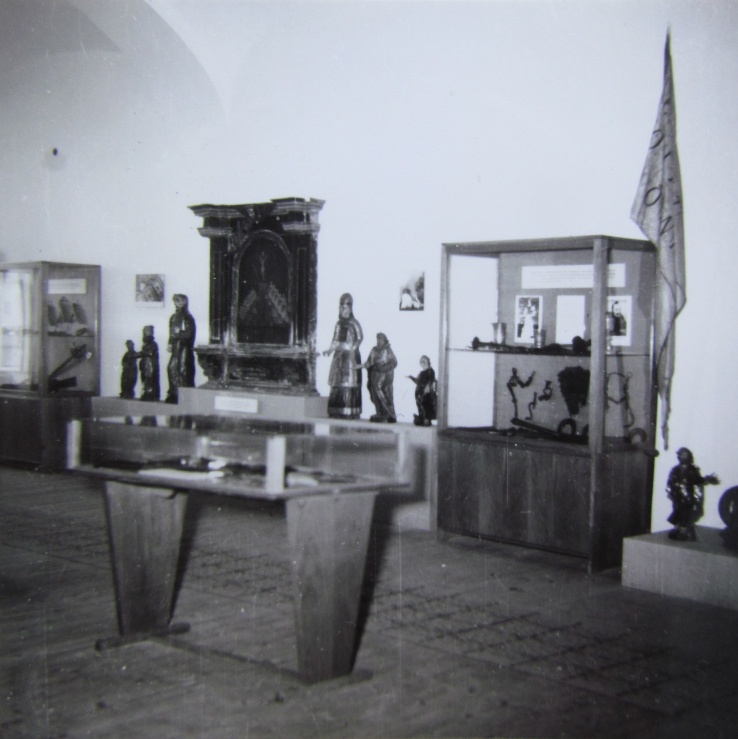stála expozícia múzea – miestnosť feudalizmus, 60. roky 20. storočia