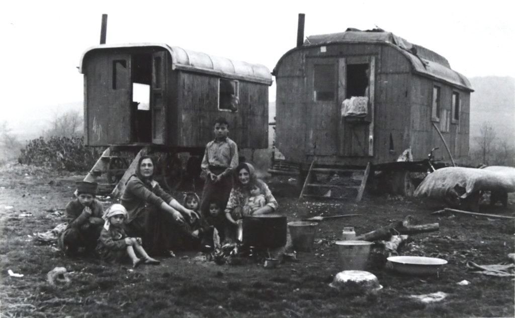 spôsob bývania Rómov v osade Halier, Lučenec